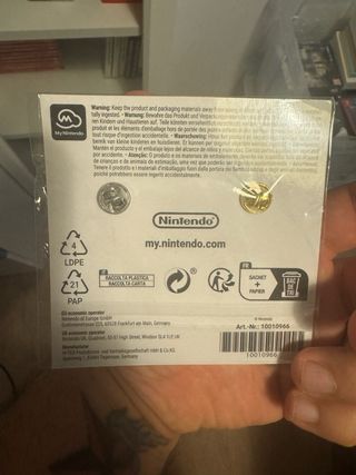 Pines My Nintendo Mario. 
Articulo de coleccion.