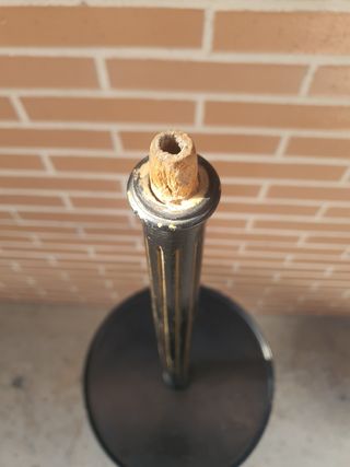 Mesita auxiliar antigua para lámpara