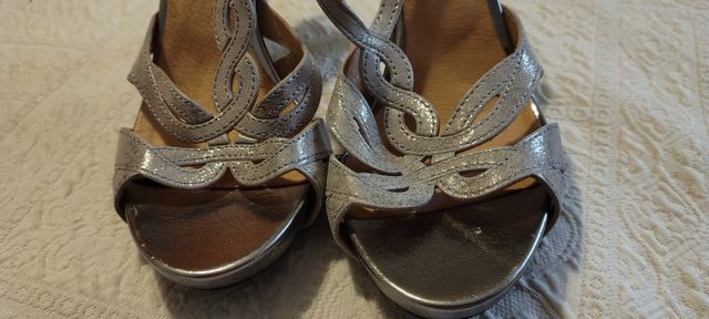 Zapato señora tacón n.37 en piel