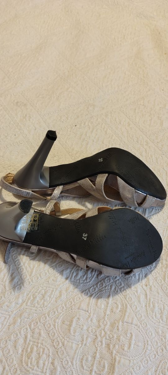 Zapato señora tacón n.37 en piel