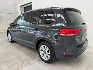 Volkswagen Touran 2021