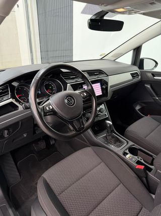 Volkswagen Touran 2021