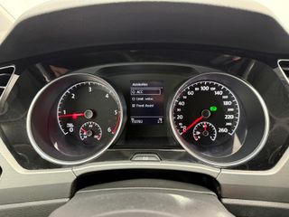 Volkswagen Touran 2021