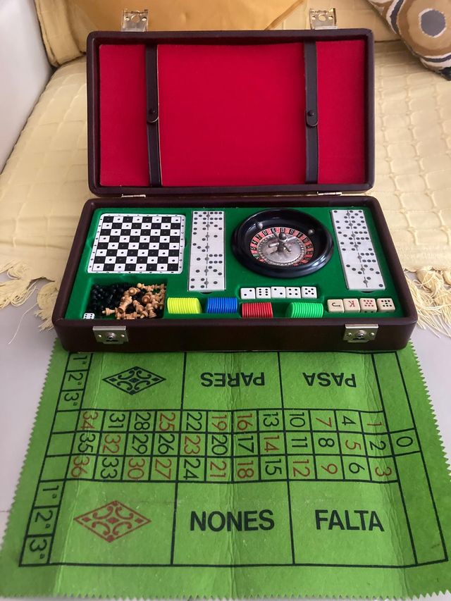 Maletin Juegos Reunidos retro