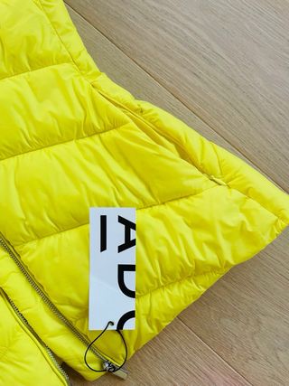 Chaleco Adolfo Domínguez amarillo