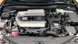 Lexus UX 2.0 250H BUSINESS AUTO 184 5P
