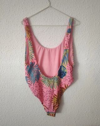 Bañador rosa floral talla S
