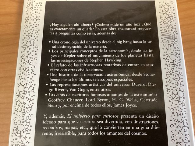 El universo para curiosos. Libro. Nancy Hathaway