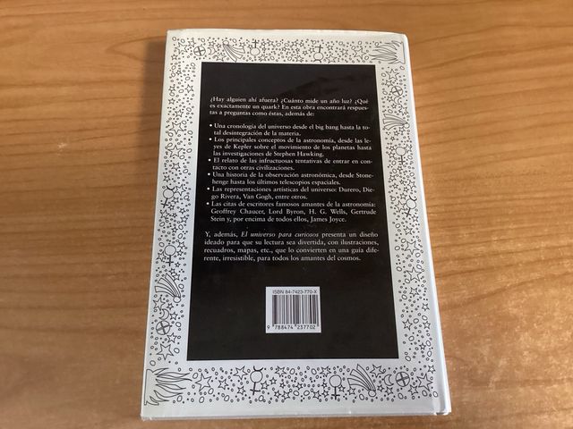 El universo para curiosos. Libro. Nancy Hathaway