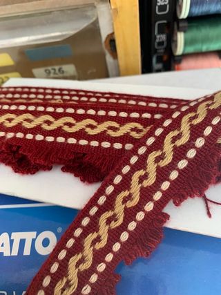 Passamaneria Ricamo Rosso Oro