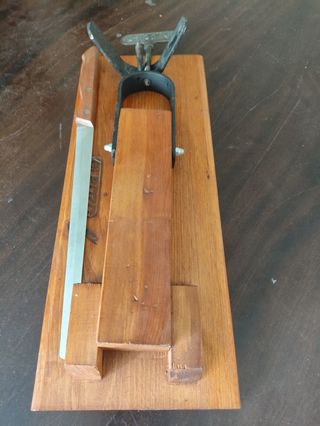 Jamonero antiguo de madera