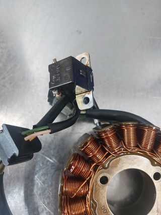 Alternador Suzuki Burgman 125 (2010) inyección 