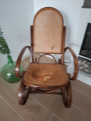 Meceadora vintage de mimbre y madera