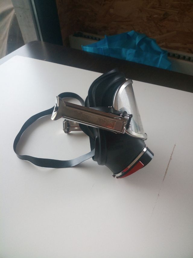 Maschera da pompiere vintage