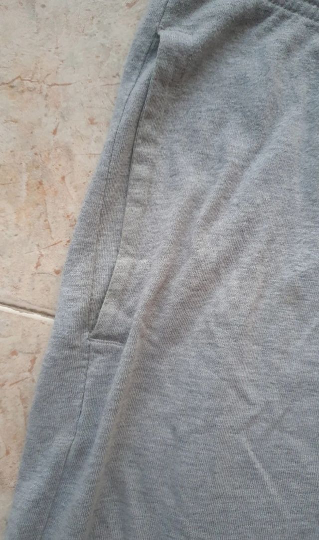 Shorts Champion Gris - Hombre