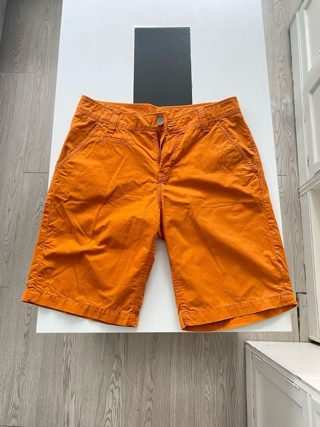 Shorts Cortos Naranja