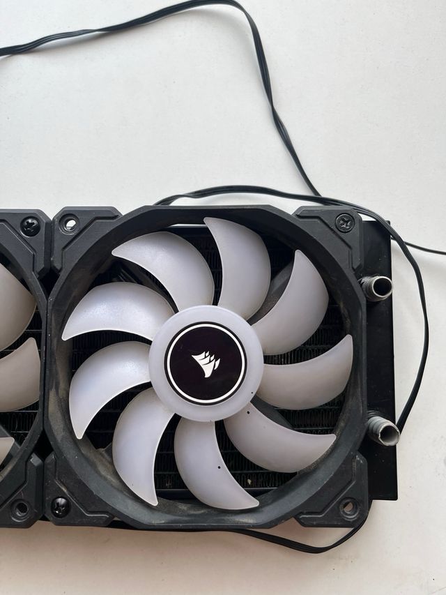 Corsair - Radiatore PC 240mm