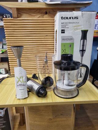Batidora Taurus 1500w - NUEVA