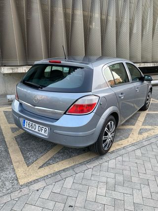 Opel Astra 2005
