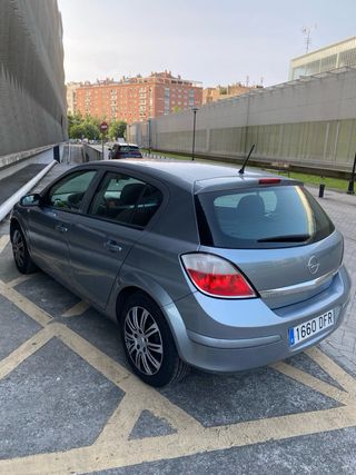 Opel Astra 2005