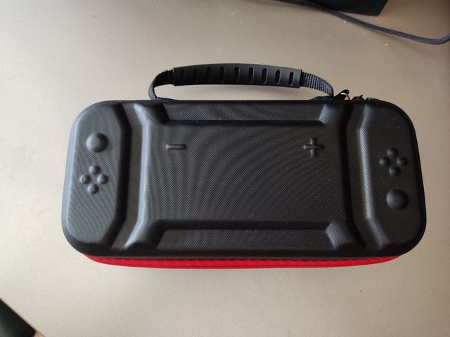 Funda rígida Switch Nintendo