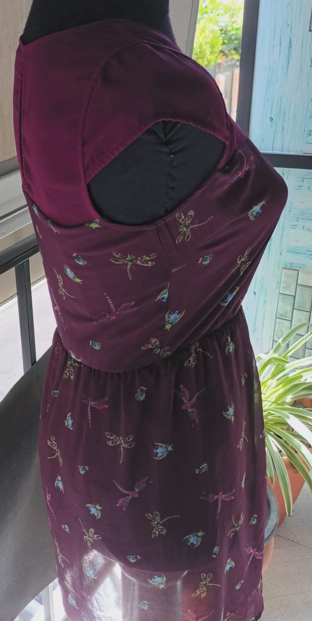 Vestido Stradivarius morado