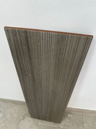 Suelo porcelánico gris oscuro a 7'50€ euros mt2