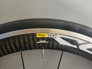 Juego Ruedas Mavic Cosmic Carbono SLS Perfil 50