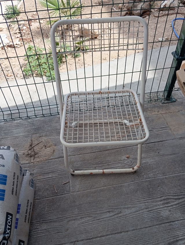 Silla metal jardín blanca