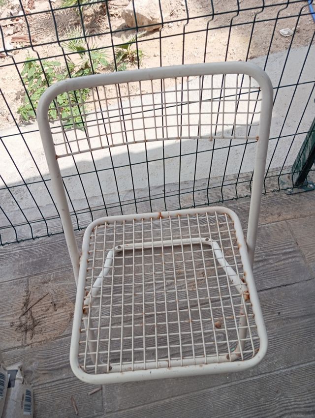 Silla metal jardín blanca