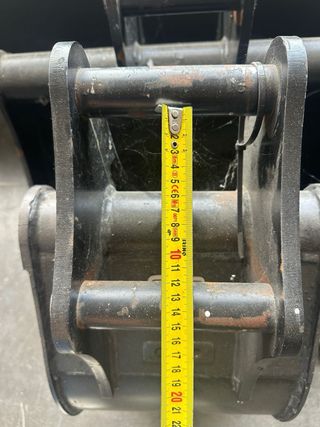 Cazos  Miniexcavadoras Case cx25d