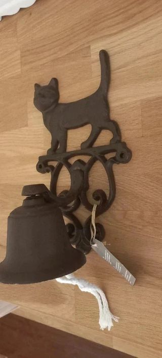 Campana da parete con gatto. Nuova