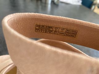 Sandalias cuña UGG rosa