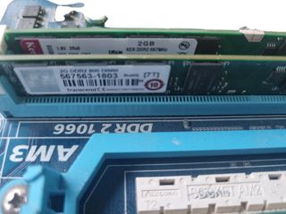 Placa base Gigabyte + AMD Athlon II + 4GB RAM