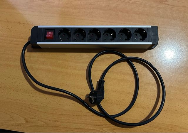 Regleta enchufes 6 tomas corrientes