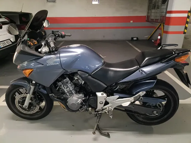 Honda CBF600 (2005)