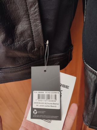 Chaqueta cuero moto negra