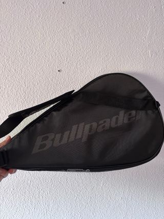 Funda Bullpadel Proline Negra