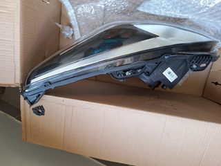 Faro Xenón Peugeot 5008 (13-17)