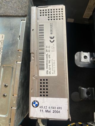 BMW E46 GPS original con cableado y pantalla 