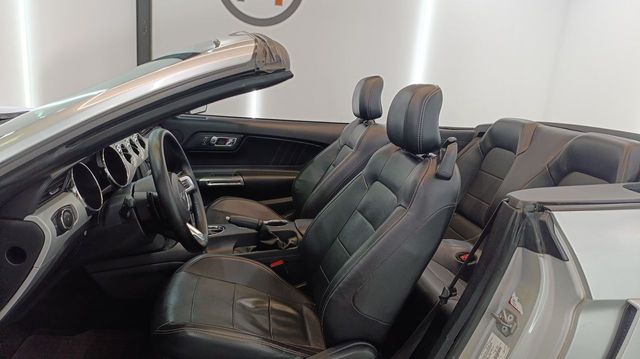 Ford Mustang 2.3 EcoBoost 231kW Mustang Aut. (Conv.) 120.000Km