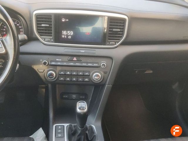 Kia Sportage 1.6 MHEV Business 100kW (136CV) 4x2