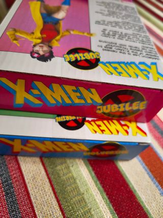 Marvel Legends X-Men VHS - Jubilee & Wolverine