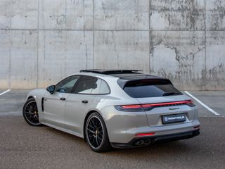 Porsche Panamera 4 Sport Turismo PLATINUM 2023
