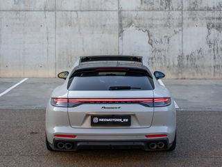 Porsche Panamera 4 Sport Turismo PLATINUM 2023