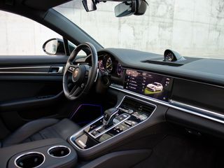 Porsche Panamera 4 Sport Turismo PLATINUM 2023