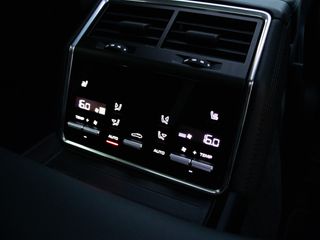 Porsche Panamera 4 Sport Turismo PLATINUM 2023