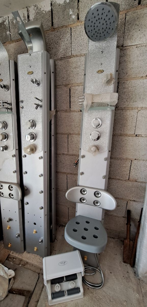 Columna ducha hidromasaje plata