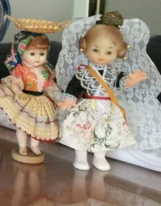 Bambole regionali spagnole, inglesi e russe c/u