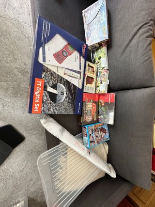 MODELLINI DI TRENI, AUTOMOBILI, CASE E ANIMALI